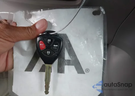 2013 Toyota Corolla L z USA, uszkodzony, nr VIN 2T1BU4EE4DC948213